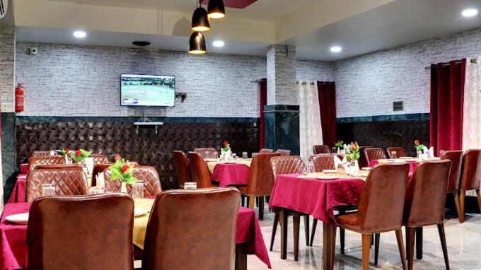 Tezpur Hotel Angel Assam מראה חיצוני תמונה